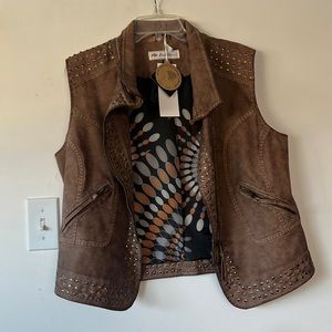Montana Co faux leather vest